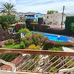 House in Eva Gardens with pool&garden