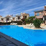 House in Eva Gardens with pool&garden