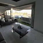 Sant Central Deluxe Apartments