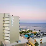 Radisson Beach Resort Larnaca