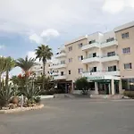 Debbiexenia Hotel Apartments