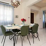 Villa Oceania - Beachfront