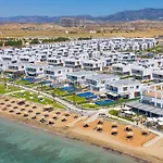 Studio By The Sea In Four Seasons