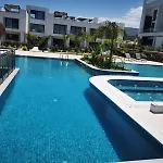 The Olive Beachfront Apartment & Spa