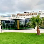 Sea And Mountain Views Penthouse Studio With Access To Spa Facilities