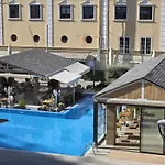 Luxury Apartment With Pool View At Caesar Resort