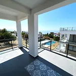 Caesar Cliff Holiday Apartments