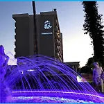 Poseidonia Beach Hotel