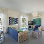 Villa Alona