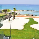 Oceanview Apartment 171