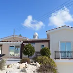 Villa Alethia