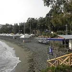Sea View Renanda Apartment
