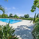 Rent Private Villa 069