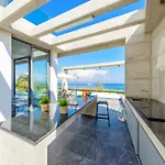 Emerald Beach Villa