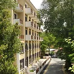 Pendeli Hotel