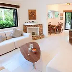 Green Bay Villa