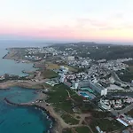 Thalassa Court Sandy Beach Apartment