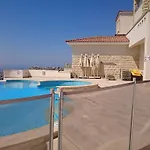 Beau Views