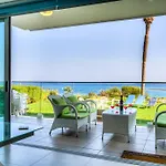 Beachfront Trident