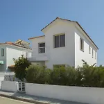 Villa Iris