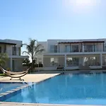 Villa 16L