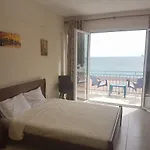 Pelagos Accommodation