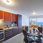 One Bedroom Apartment In Fig Tree Bay
