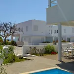Oceania Villa