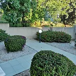 Panorama Court