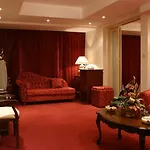 Europa Plaza Hotel