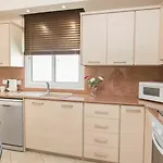 Oceanview Luxury Apartment 175