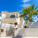 Oceanview Luxury Apartment 175