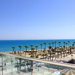 2B Seafront Boutique Apartment - Finikoudes Beach