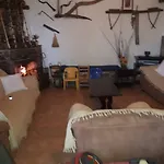 Agrompelo House