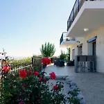 Villa Nikolina