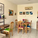 Beautiful Apartment Near The Sea