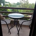 Christos Apartments