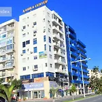 The White Pearl Suite - Beach Front City Centre With Sea View.