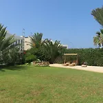Villa Victoria