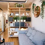 Phaedrus Living Seaside Luxury Flat Athina 109