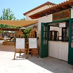 2 Bedroom Apartment Helena With Private Garden, Aphrodite Hills Resort