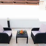 Apartment Trident 4
