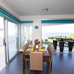 Apartment Trident 4