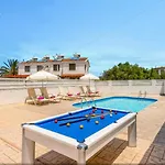 Sea Breeze Villas