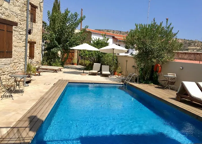 Evkarpos Country House