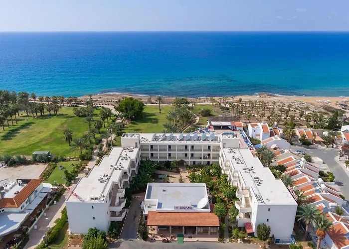 Helios Bay Hotel&Suites
