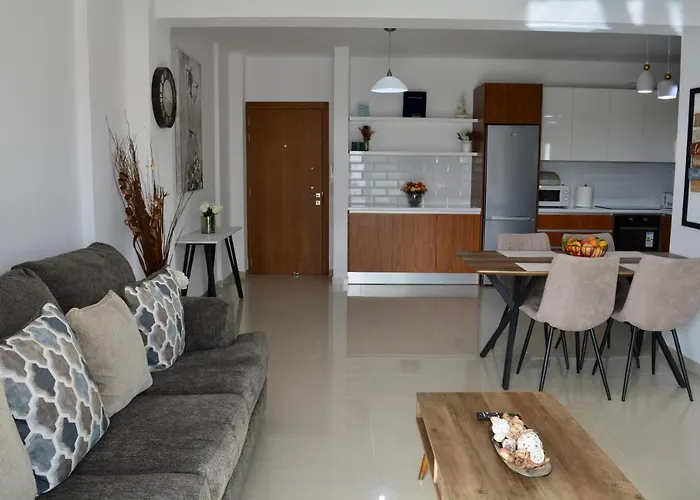 Panorama - Chlorakas Paphos - New Deluxe 2 Bed Apt By Yiota