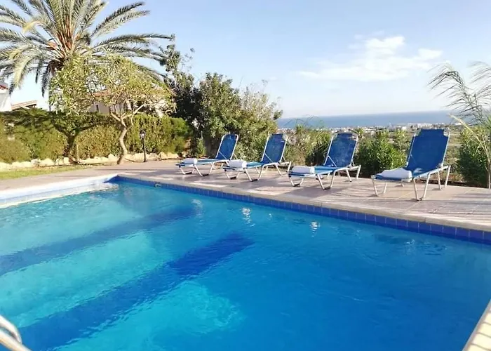 Villa Briona