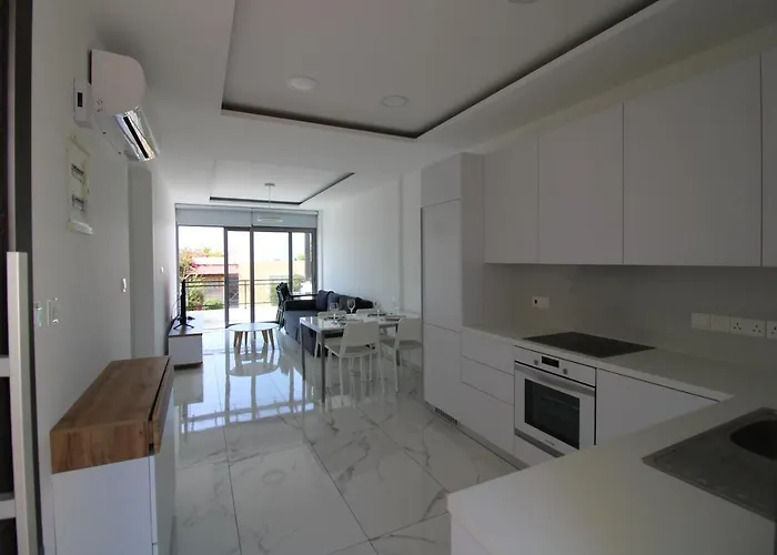 42 Beach Coast Apartment