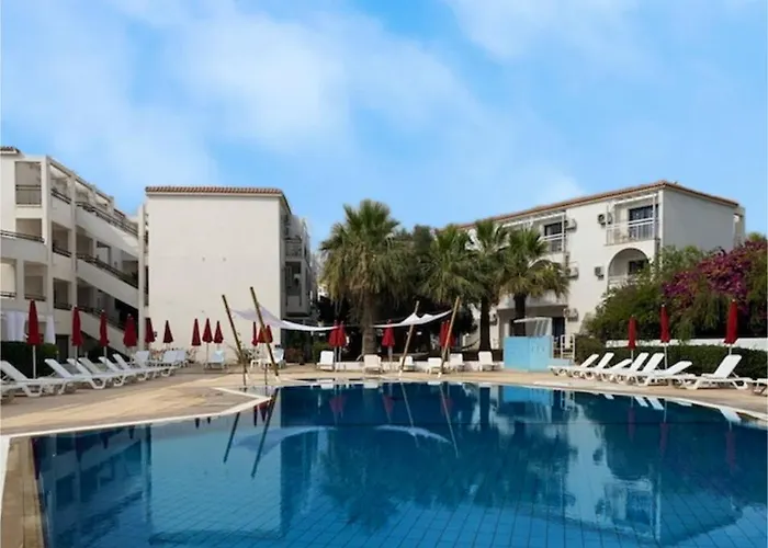 Amore Hotel Apartments